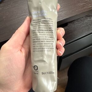 Oway silk ‘n glow hair mask